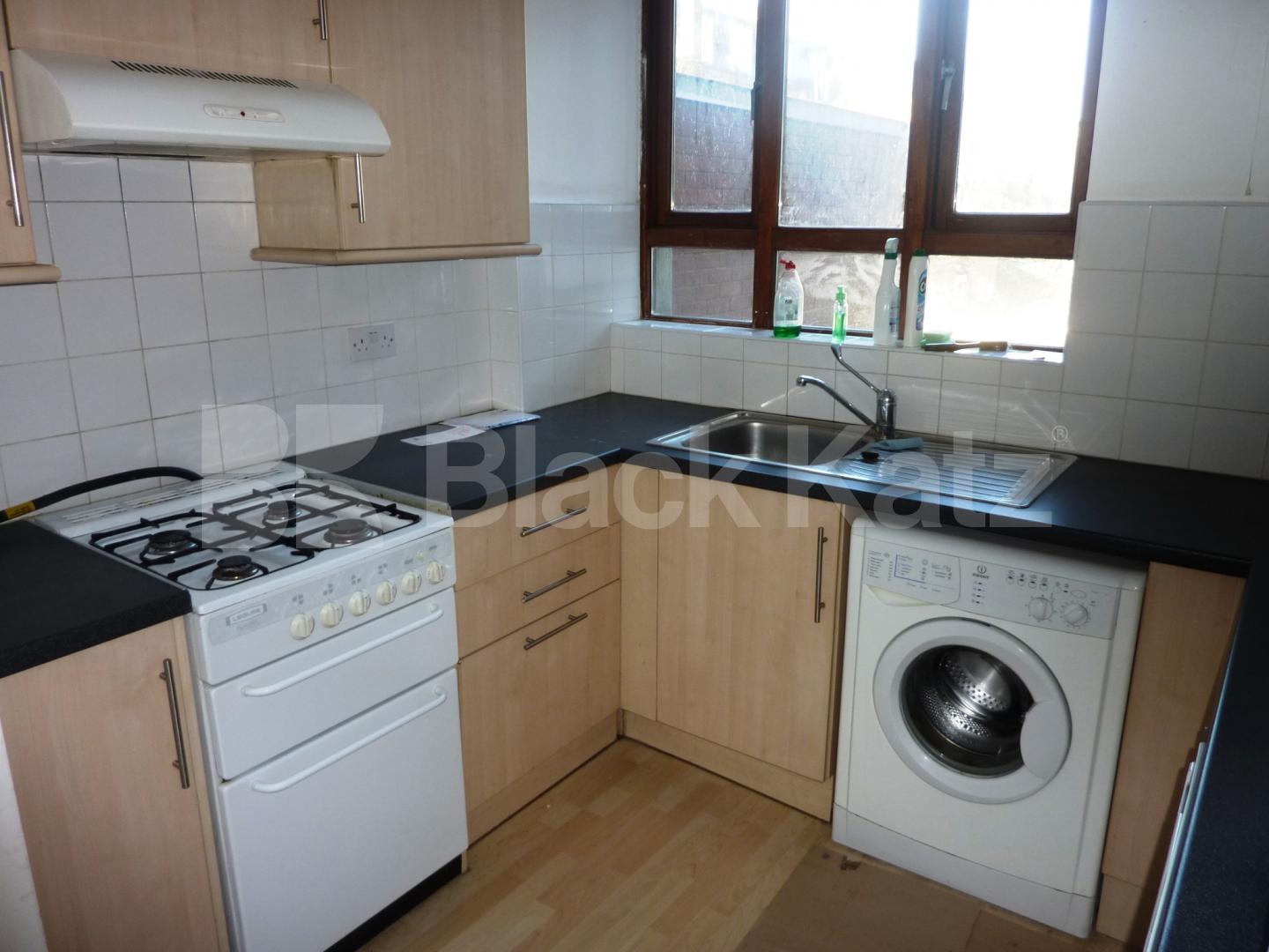 			NEW INSTRUCTION!, 2 Bedroom, 1 bath, 1 reception Flat			 Birkenhead Street, KINGS CROSS